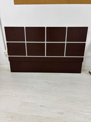 Cabecero de madera marrón y blanco para cama 150
