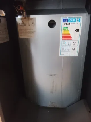 Estufa de gas HJM negra