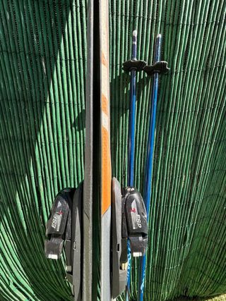 Esquís Elan Hyper XRJ 150 cm + bastones Speed