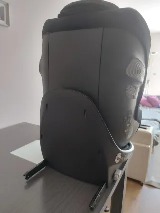 Silla de coche Cybex Gold Negra con Isofix.