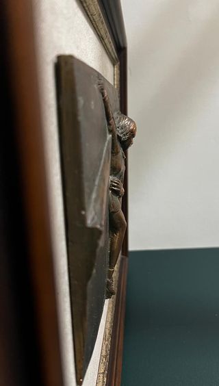 Bassorilievo vintage pattinatrici