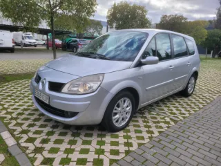 Renault Grand Scenic 2009