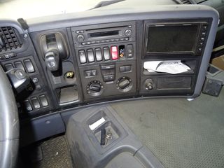 Scania P 400-CAMIONES GRUA