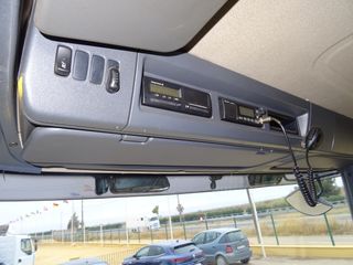 Scania P 400-CAMIONES GRUA