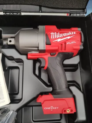 Llave de impacto Milwaukee M18 FUEL 3/4