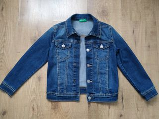 Chaqueta vaquera Benetton T.6-7 años