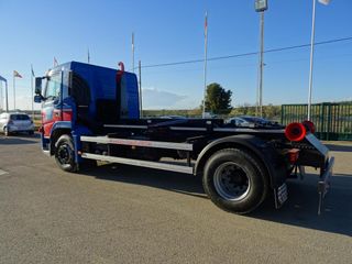 Volvo FM 300-CAMIONES GANCHO PORTACONTENEDOR