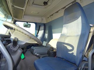 Volvo FM 300-CAMIONES GANCHO PORTACONTENEDOR