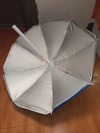 - Sombrilla de Playa pequeña .!!! OFERTA .!!!
