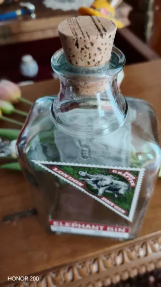 Bottiglia vuota Elephant Gin London