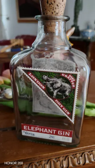 Bottiglia vuota Elephant Gin London