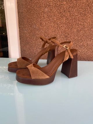 Sandalias de ante marrón