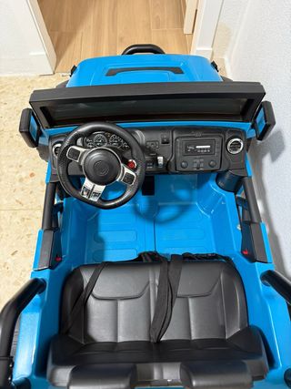 Coche eléctrico infantil azul