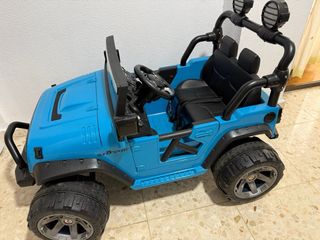 Coche eléctrico infantil azul