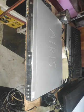 Grabador DVD Airis L105C + Mando Universal