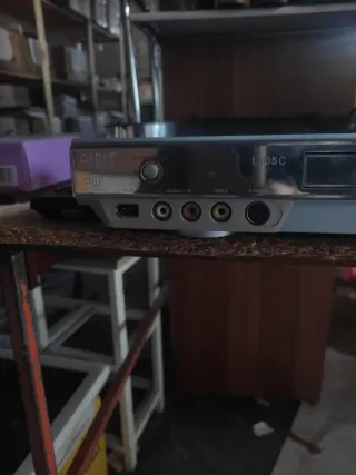 Grabador DVD Airis L105C + Mando Universal