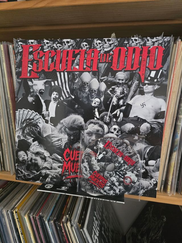 ESCUELA DE ODIO "CUERPOS MUERTOS"