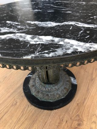 Mesita mármol y bronce