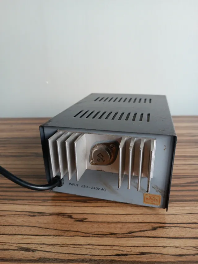 Fuente Alimentación Samlex RPS1205 5A