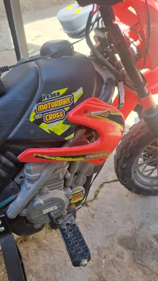 Moto infantil Feber roja