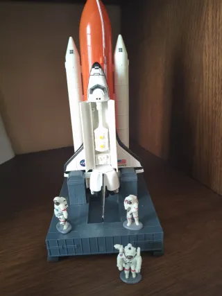 Maqueta Transbordador Espacial Discovery