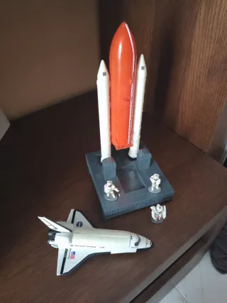 Maqueta Transbordador Espacial Discovery
