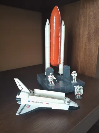 Maqueta Transbordador Espacial Discovery