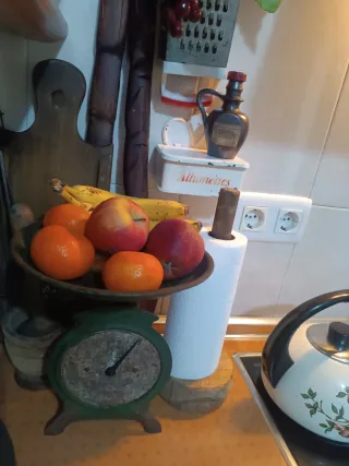 Báscula antigua verde holandesa