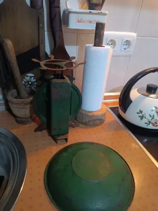 Báscula antigua verde holandesa