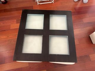 Mesa centro madera negra 4 pufs