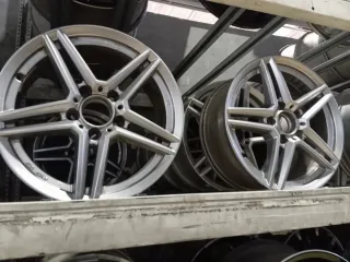 Llantas Mercedes