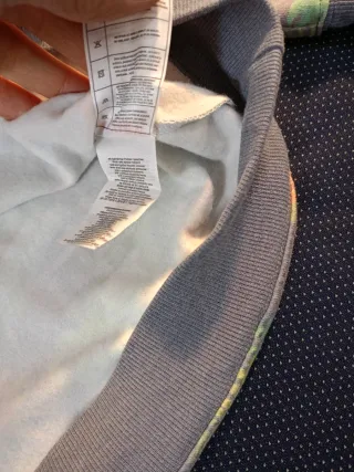 Sudadera REVIEW floral con número 89