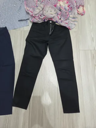 Lote 2 camisas y 2 pantalones