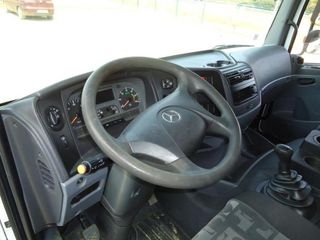 Mercedes ATEGO 13 23-CAMIONES GRUA