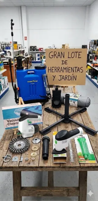 Lote Herramientas y Jardín: Aspirador, Pulverizado