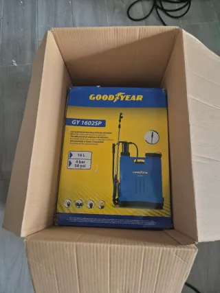 Lote Herramientas y Jardín: Aspirador, Pulverizado