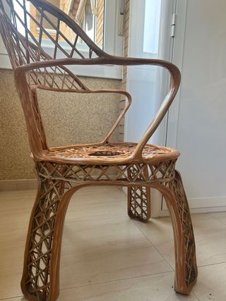 Mesa y sillas jardín