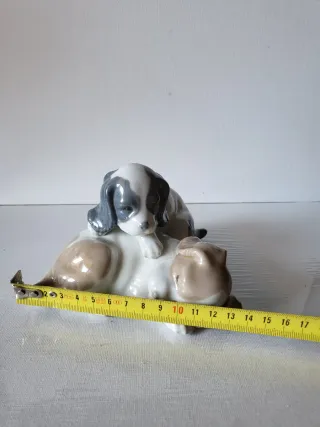 Figura de porcelana de dos cachorros Nao Lladró