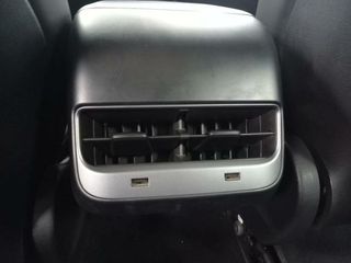 Tesla Model 3 75 KWH PERFORMANCE DUAL MOTOR