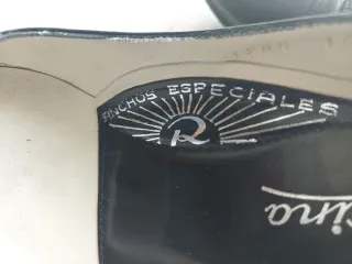 Zapatos de vestir negros Rossina