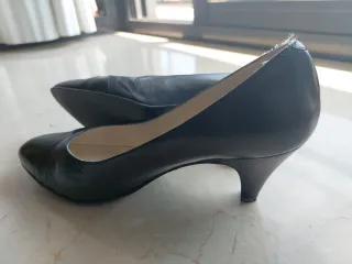 Zapatos de vestir negros Rossina