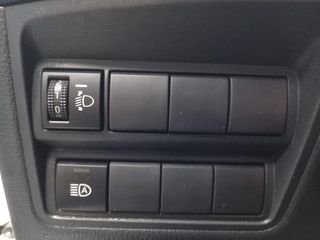 Toyota Yaris 1.5 120H Business Plus