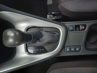 Toyota Yaris 1.5 120H Business Plus