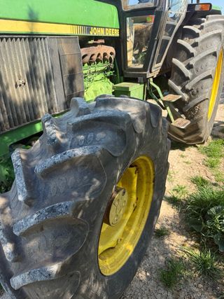 Tractor John Deere 3350 Revisado