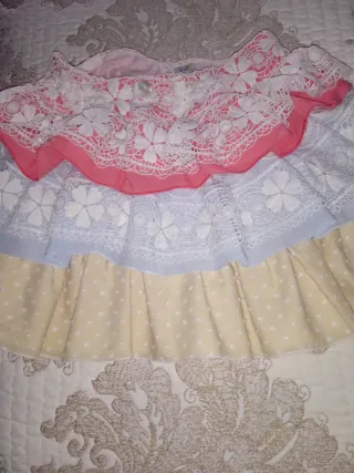 Conjunto blusa y falda niña