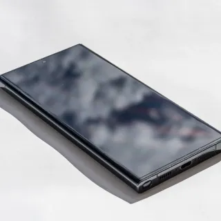 Samsung Galaxy S23 Ultra 512GB/12 Ram+funda spigen