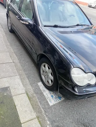 Mercedes-Benz Clase C 2006