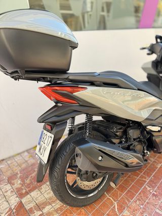 Honda Forza 350 Gris