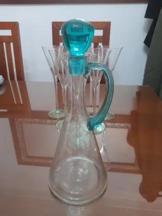 Juego de copas de vidrio