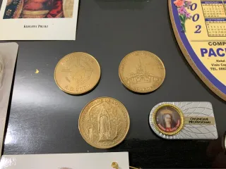 Lotto immagini sacre, santini, medaglie